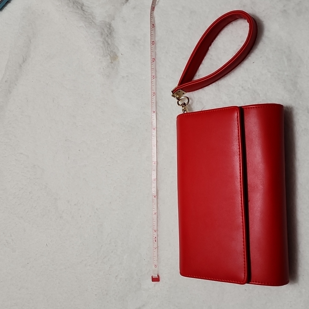 Red Handbag by !Xebella